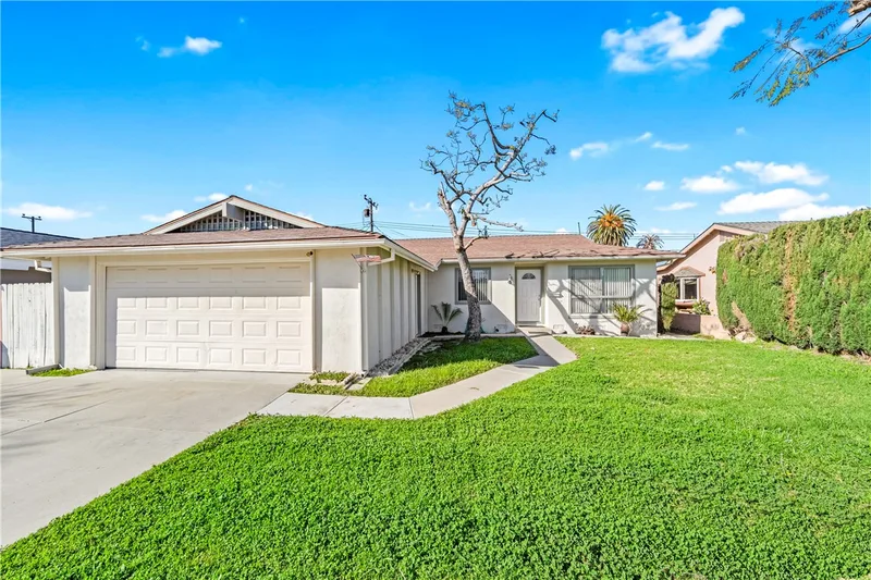6431 Brown, Huntington Beach, CA 92647