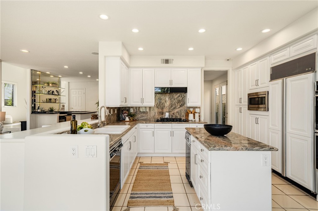 6461 Morningside Drive, Huntington Beach CA 92648 - photo 19
