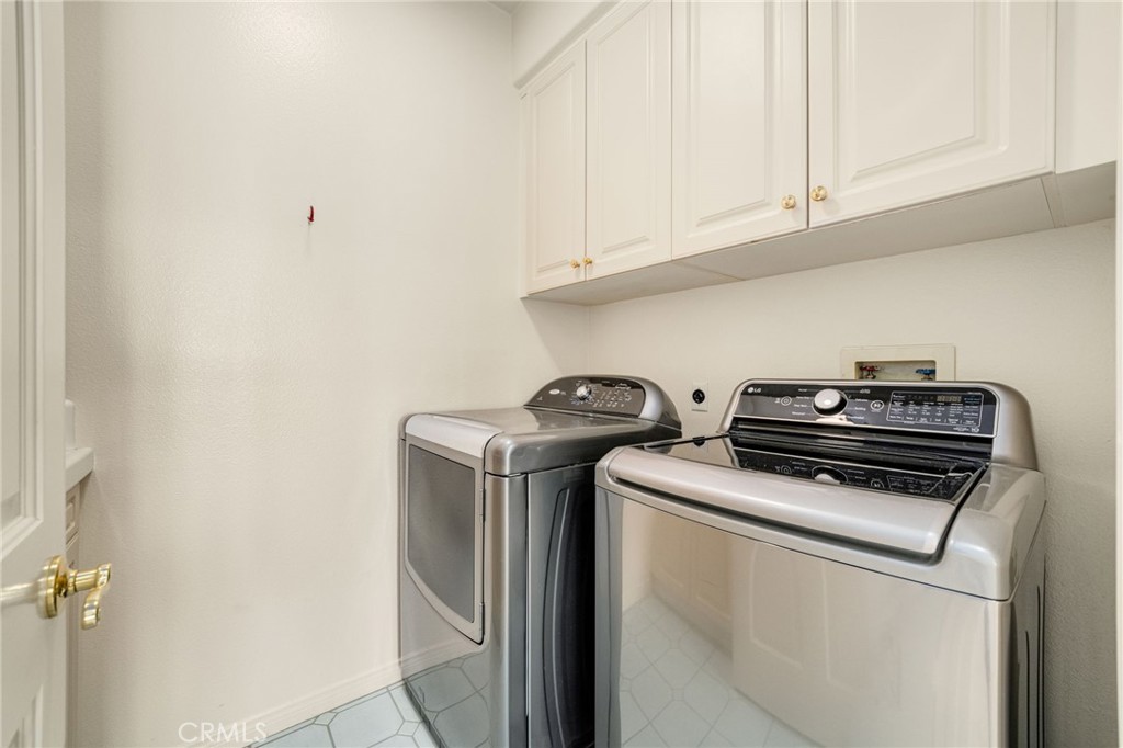 6461 Morningside Drive, Huntington Beach CA 92648 - photo 35