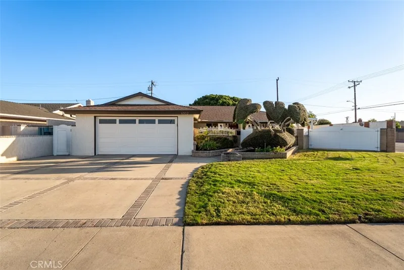 6502 Clare Drive, Huntington Beach, CA 92647