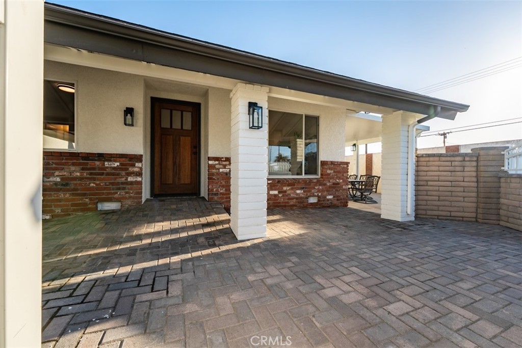 Entrance of home - 6502 Clare Drive, Huntington Beach CA 92647 - photo 2