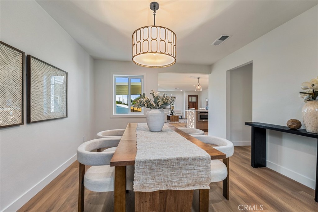 Dining room - 6502 Clare Drive, Huntington Beach CA 92647 - photo 12