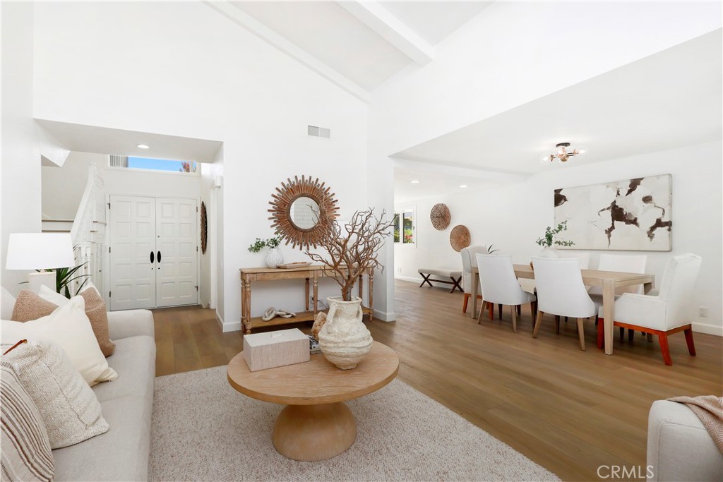 6541 Segovia, Huntington Beach CA 92647 - photo 4
