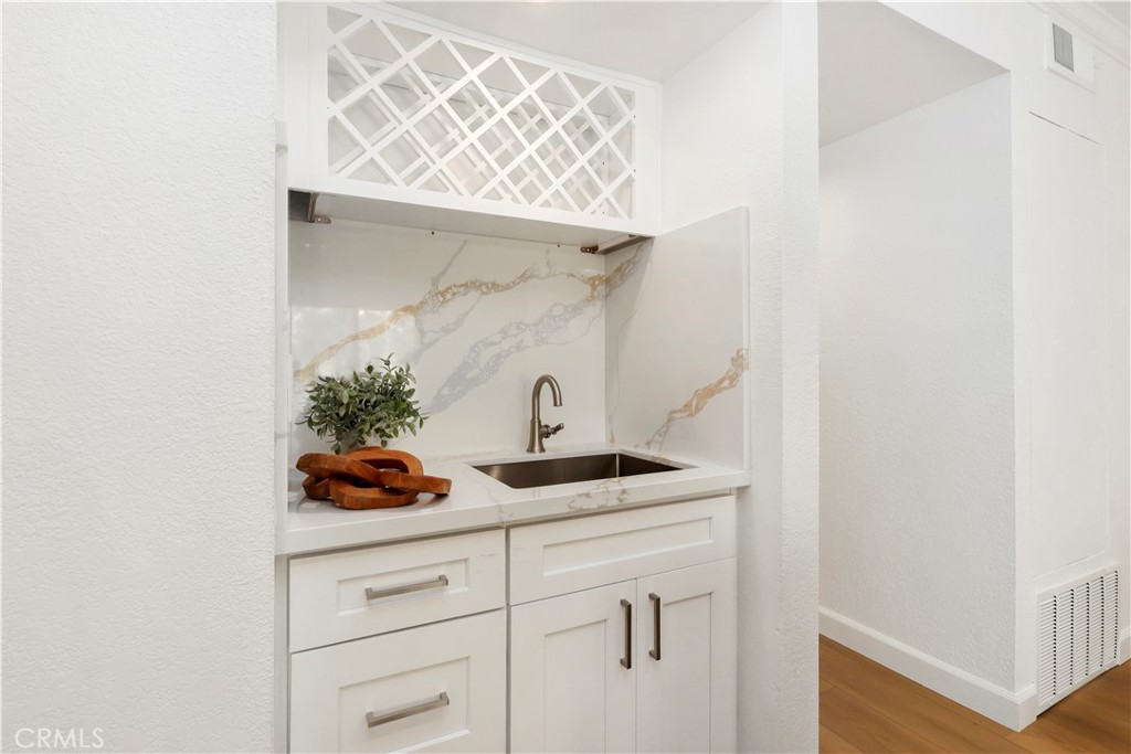 6541 Segovia, Huntington Beach CA 92647 - photo 16