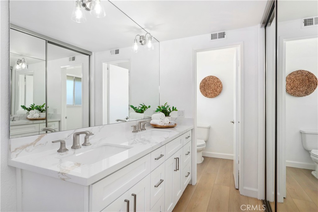 6541 Segovia, Huntington Beach CA 92647 - photo 21