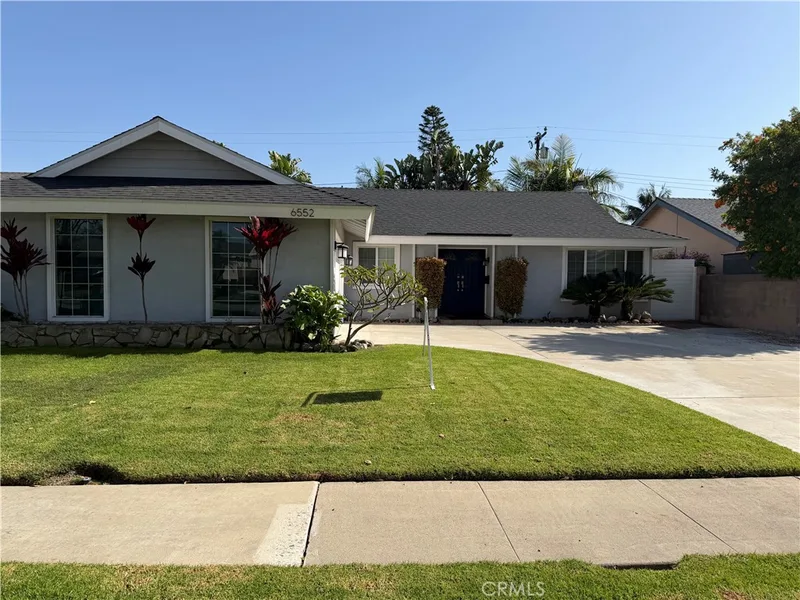 6552 Corrine, Huntington Beach, CA 92647