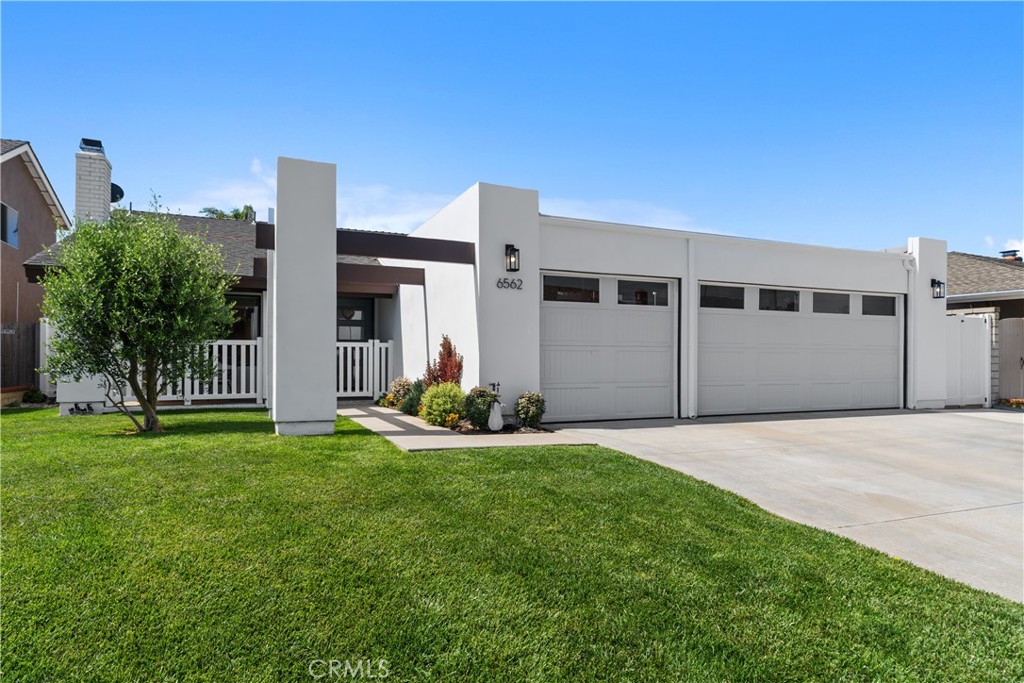 6562 Dohrn Circle, Huntington Beach CA 92647 - photo 1