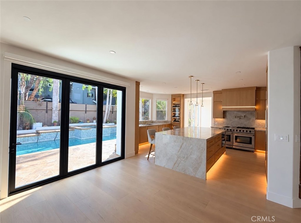 6592 Silverspur Lane, Huntington Beach CA 92648 - photo 3