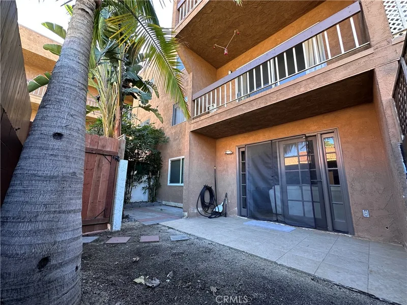 6600 Warner, Huntington Beach, CA 92647