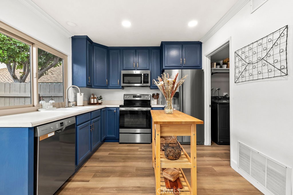 6711 Sun C, Huntington Beach CA 92647 - photo 8