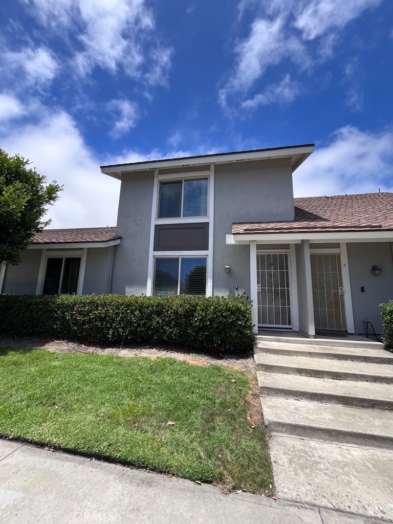 6711 Sun Drive D, Huntington Beach CA 92647 - photo 1