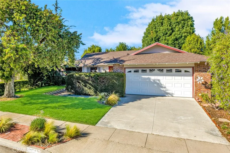 6801 Canterbury, Huntington Beach