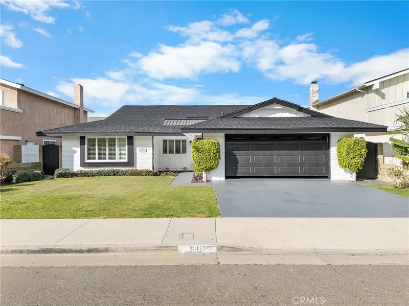6821 Loyola Drive, Huntington Beach, CA 92647
