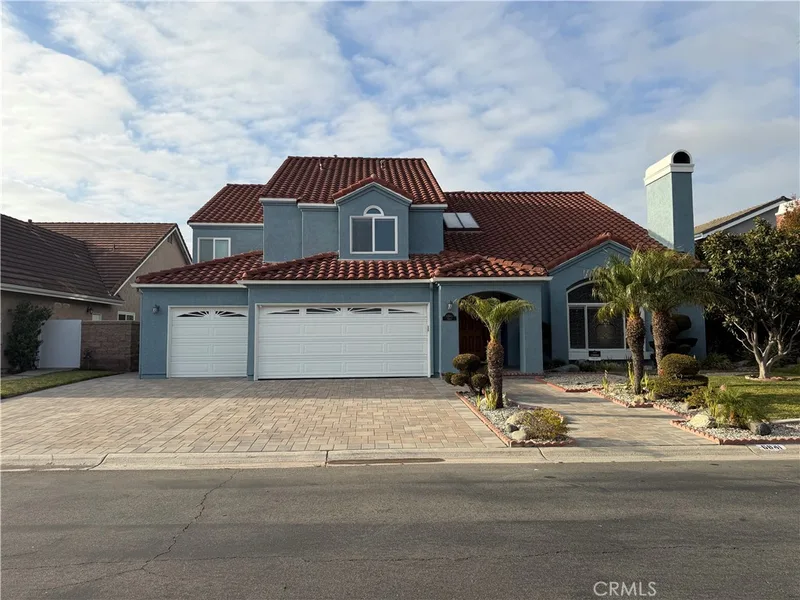 6841 Corral, Huntington Beach, CA 92648