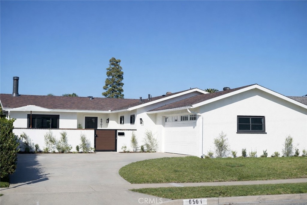 6901 Breeland, Huntington Beach CA 92647 - photo 1