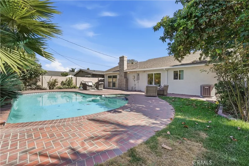 6901 Brunswick, Huntington Beach, CA 92647