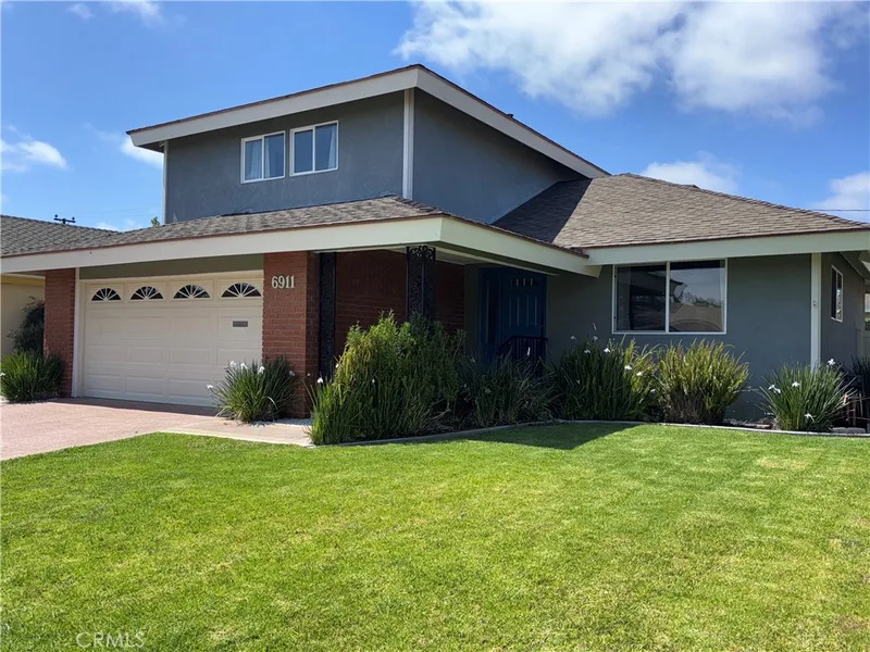 6911 Laurelhurst Dr, Huntington Beach, CA 92647