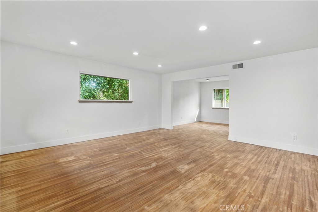 6972 Laurelhurst, Huntington Beach CA 92647 - photo 4