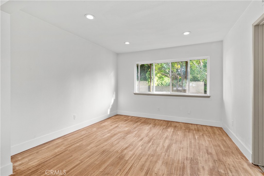 6972 Laurelhurst, Huntington Beach CA 92647 - photo 6