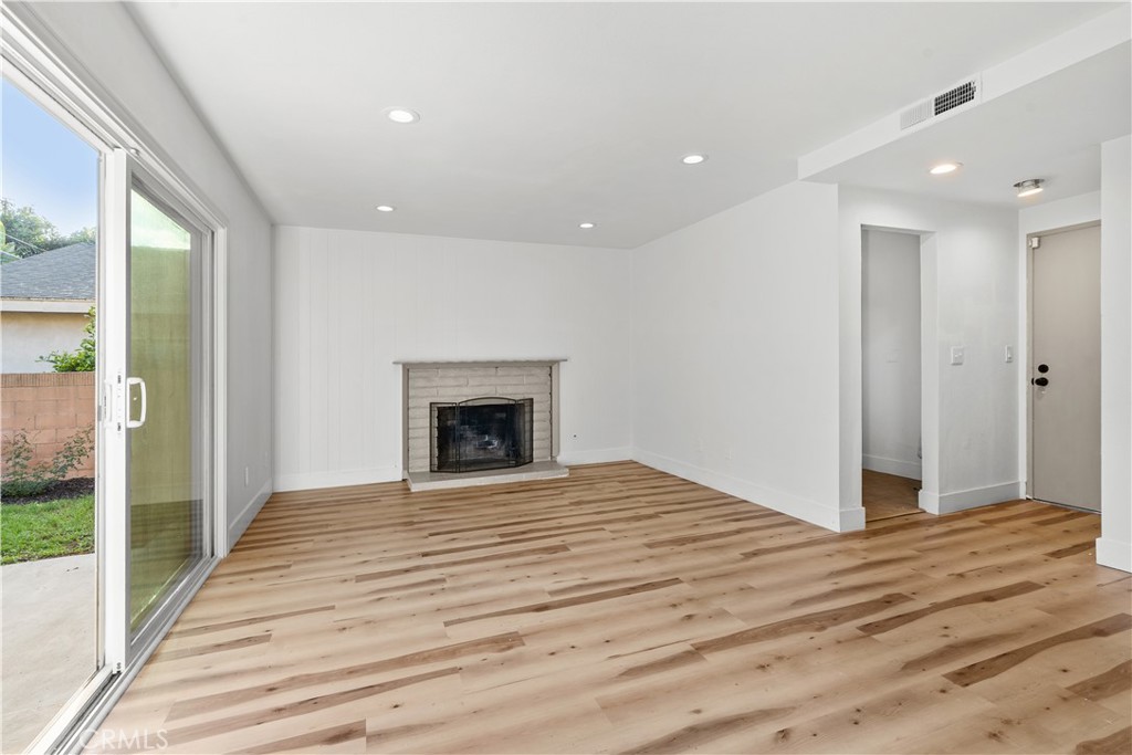 6972 Laurelhurst, Huntington Beach CA 92647 - photo 12