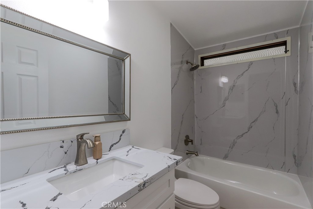 7051 Ellis Avenue 40, Huntington Beach CA 92648 - photo 20