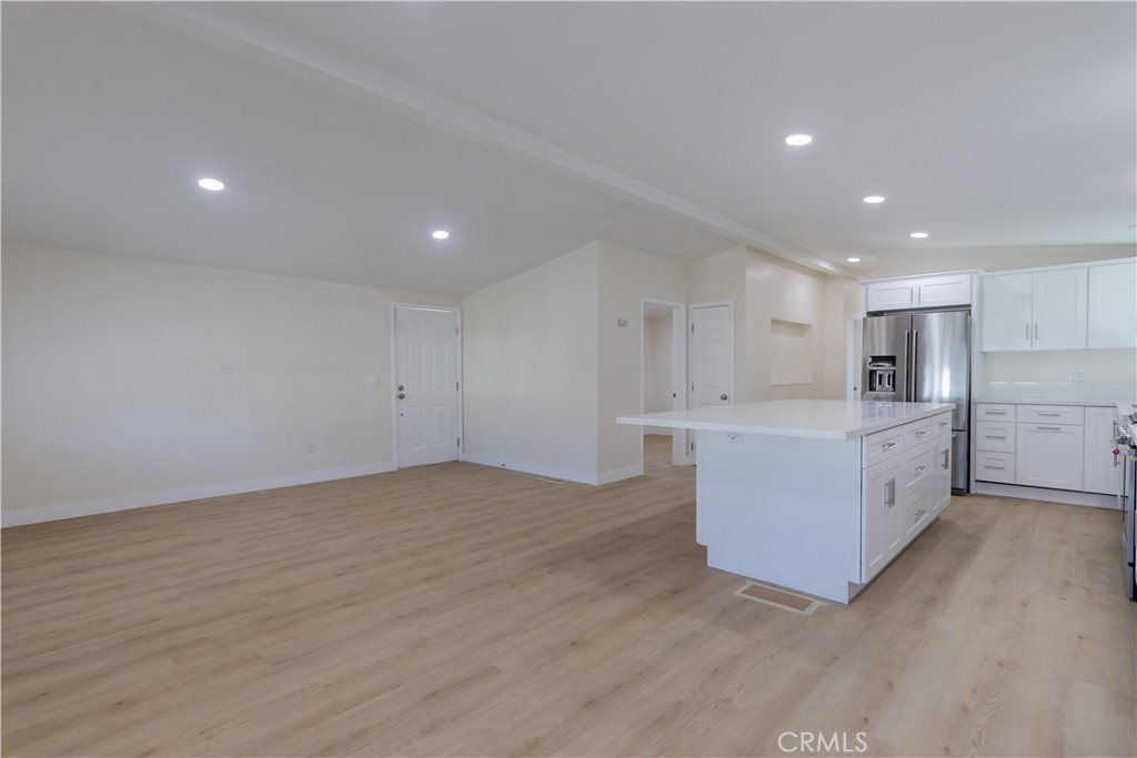 7051 Ellis Avenue 40, Huntington Beach CA 92648 - photo 28
