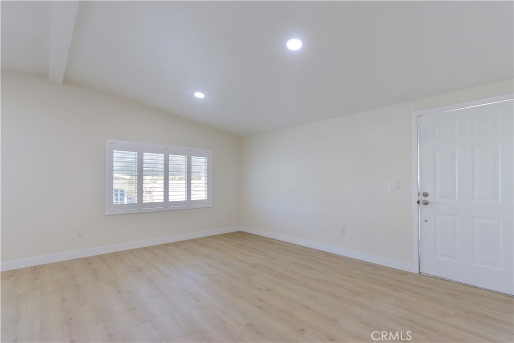 7051 Ellis Avenue 40, Huntington Beach CA 92648 - photo 31