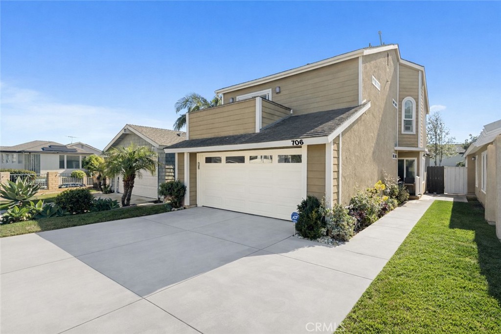 706 Oceanhill, Huntington Beach CA 92648 - photo 1