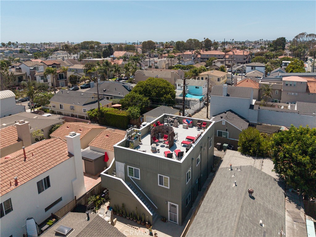 711 Huntington, Huntington Beach CA 92648 - photo 3