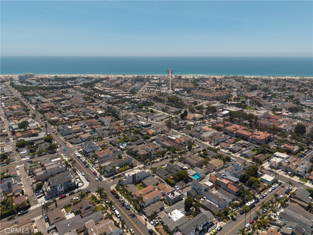 711 Huntington, Huntington Beach CA 92648 - photo 5