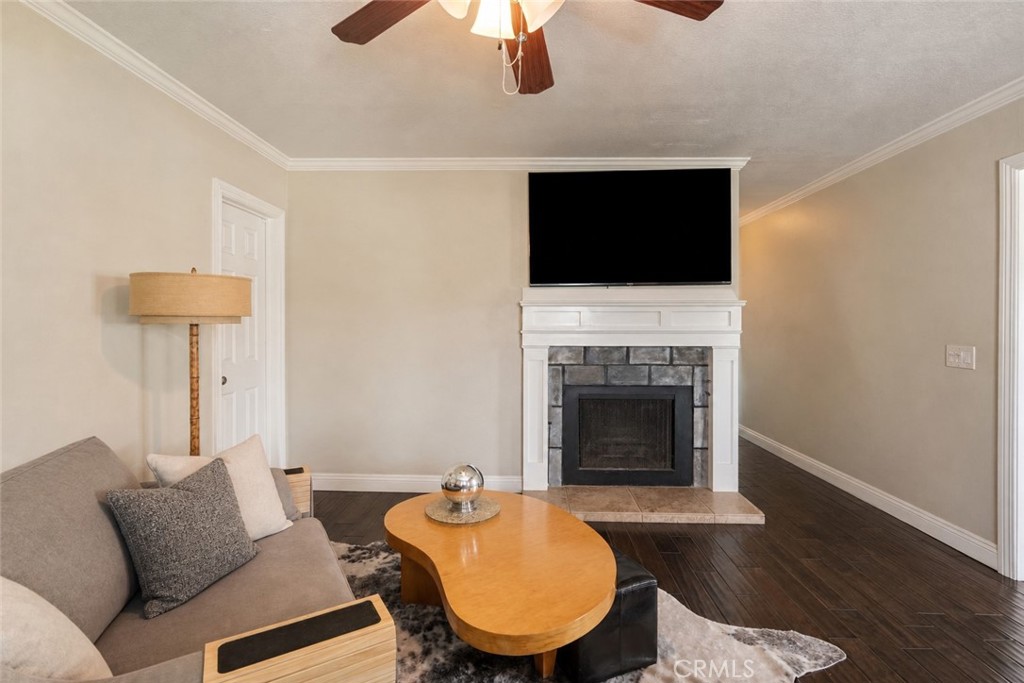 711 Huntington, Huntington Beach CA 92648 - photo 23