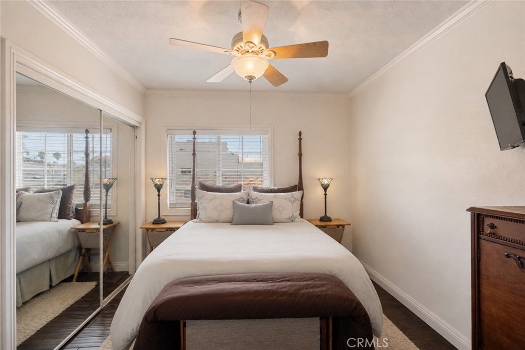 711 Huntington, Huntington Beach CA 92648 - photo 32