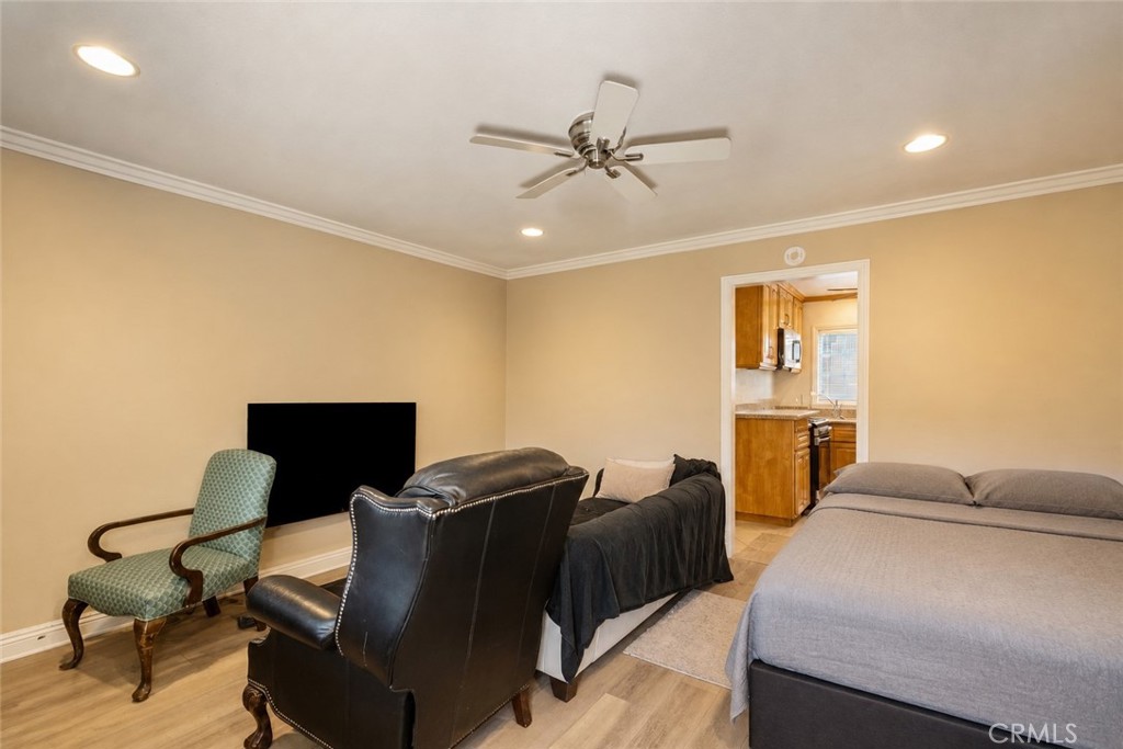711 Huntington, Huntington Beach CA 92648 - photo 34