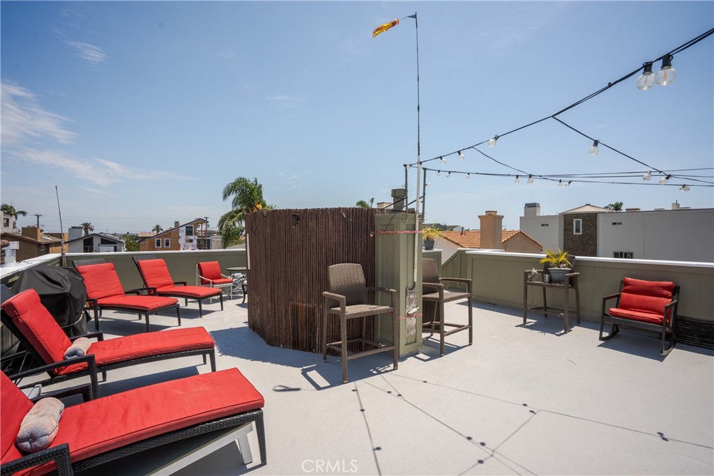 711 Huntington, Huntington Beach CA 92648 - photo 39