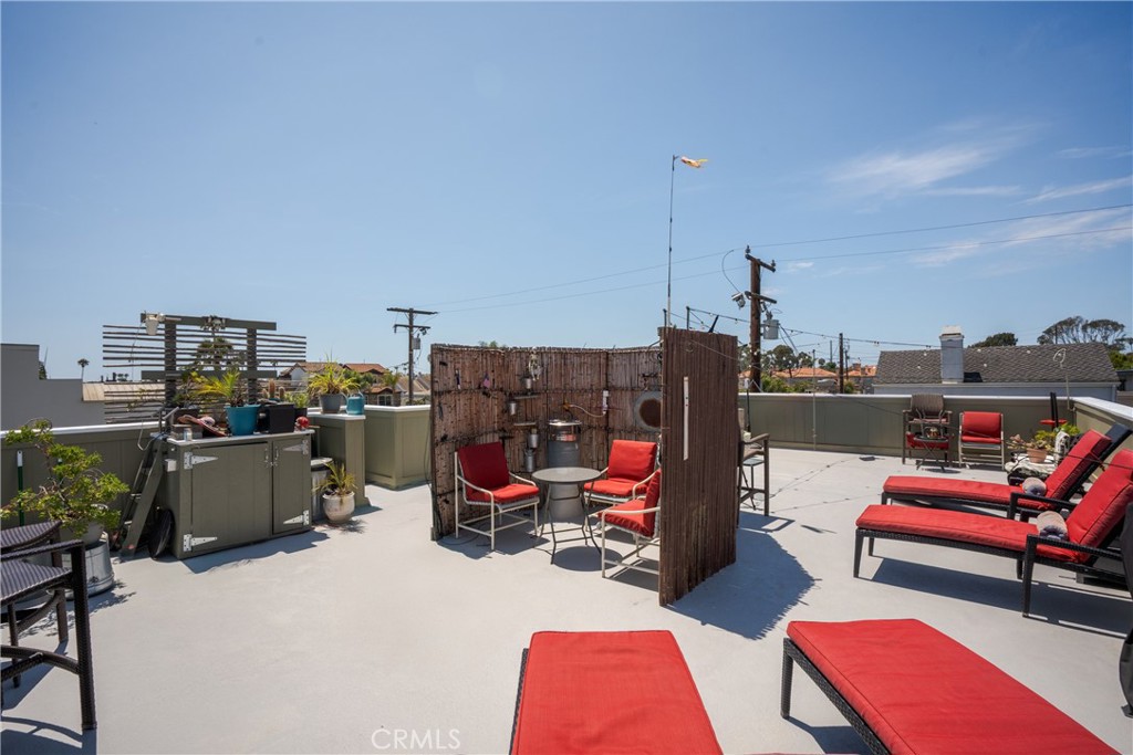 711 Huntington, Huntington Beach CA 92648 - photo 40