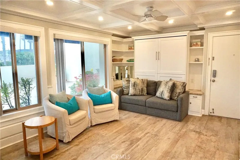 711 Pacific Coast Highway 301, Huntington Beach, CA 92648