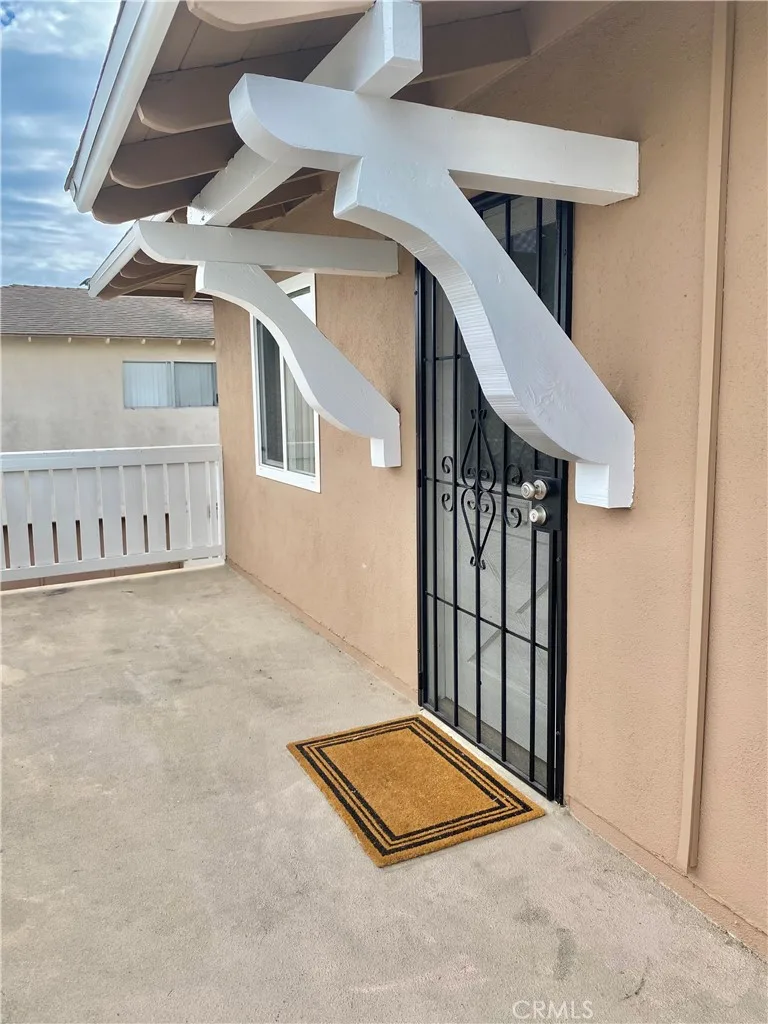 7112 Heil Avenue 4, Huntington Beach, CA 92647