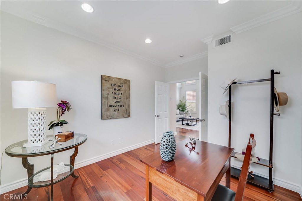 7124 Forest Glen Drive, Huntington Beach CA 92648 - photo 15