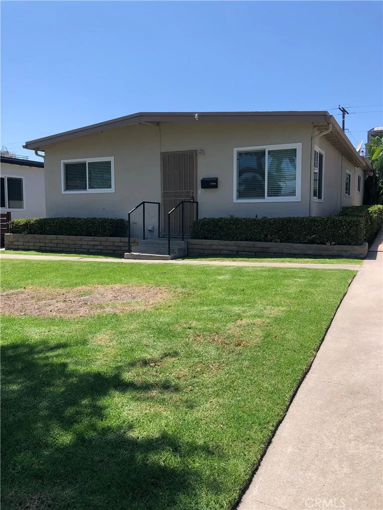 715 Californnia Street A, Huntington Beach, CA 92648