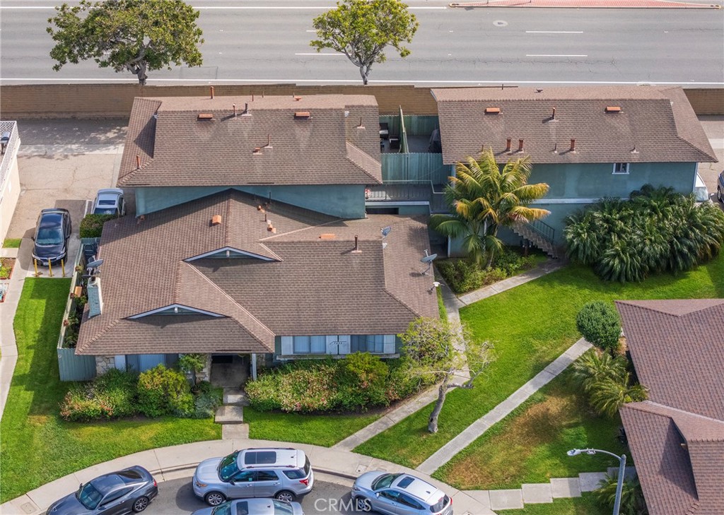 7252 Elk, Huntington Beach CA 92647 - photo 1