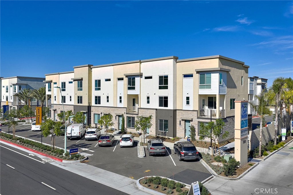 7255 Pointbreak Drive, Huntington Beach CA 92647 - photo 1