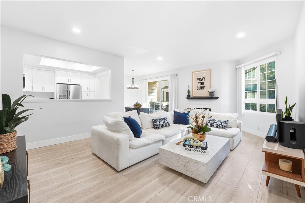 7322 Yellowtail Drive 104, Huntington Beach CA 92648 - photo 1
