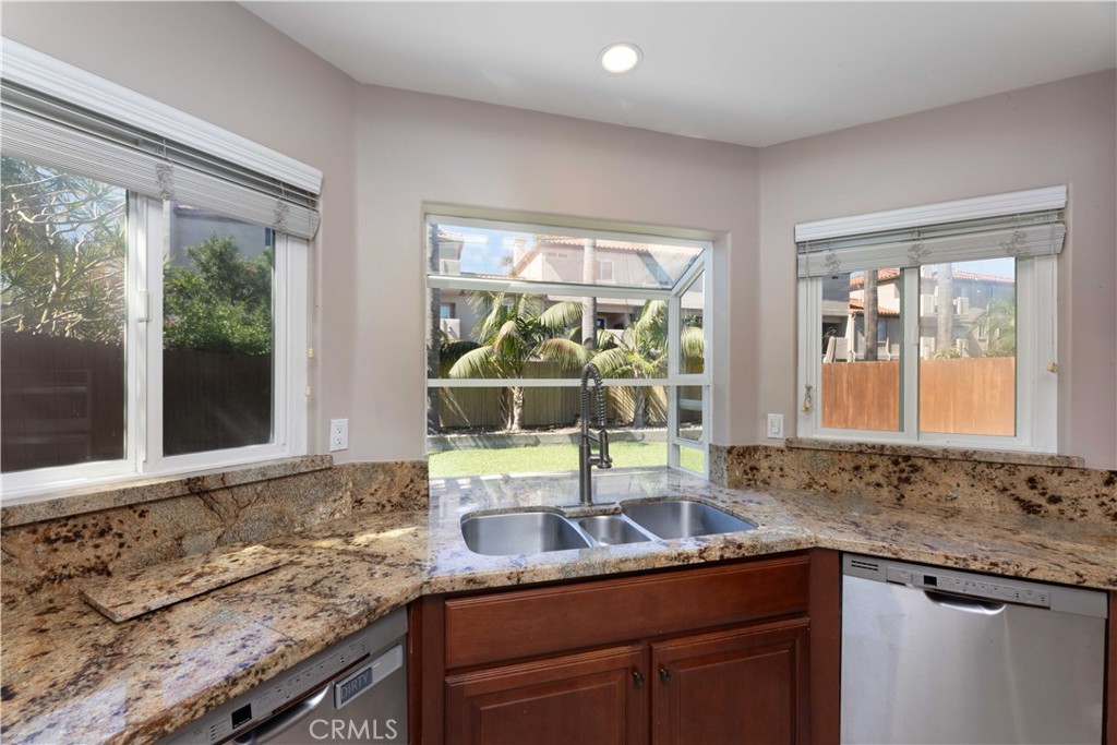 741 Alabama, Huntington Beach CA 92648 - photo 22