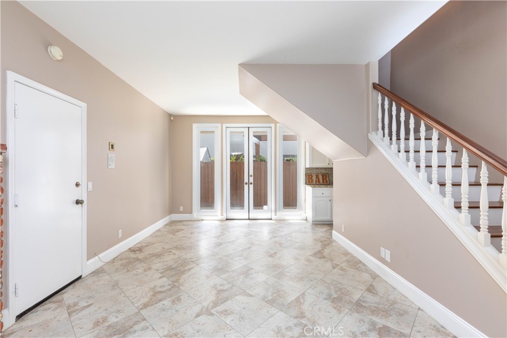 Direct Garage Access - 741 Alabama, Huntington Beach CA 92648 - photo 27