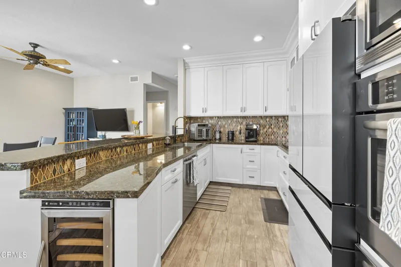 7412 Seabluff Drive 108, Huntington Beach, CA 92648