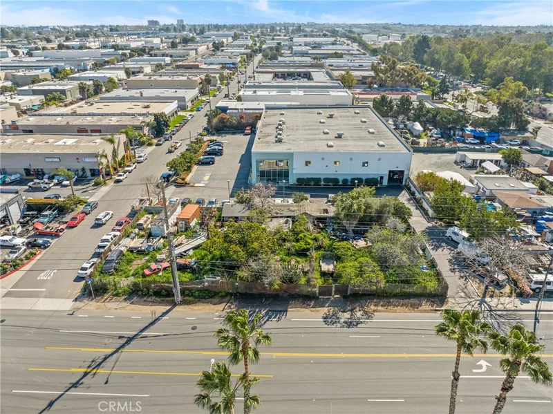 7412 Slater Avenue E, Huntington Beach, CA 92647