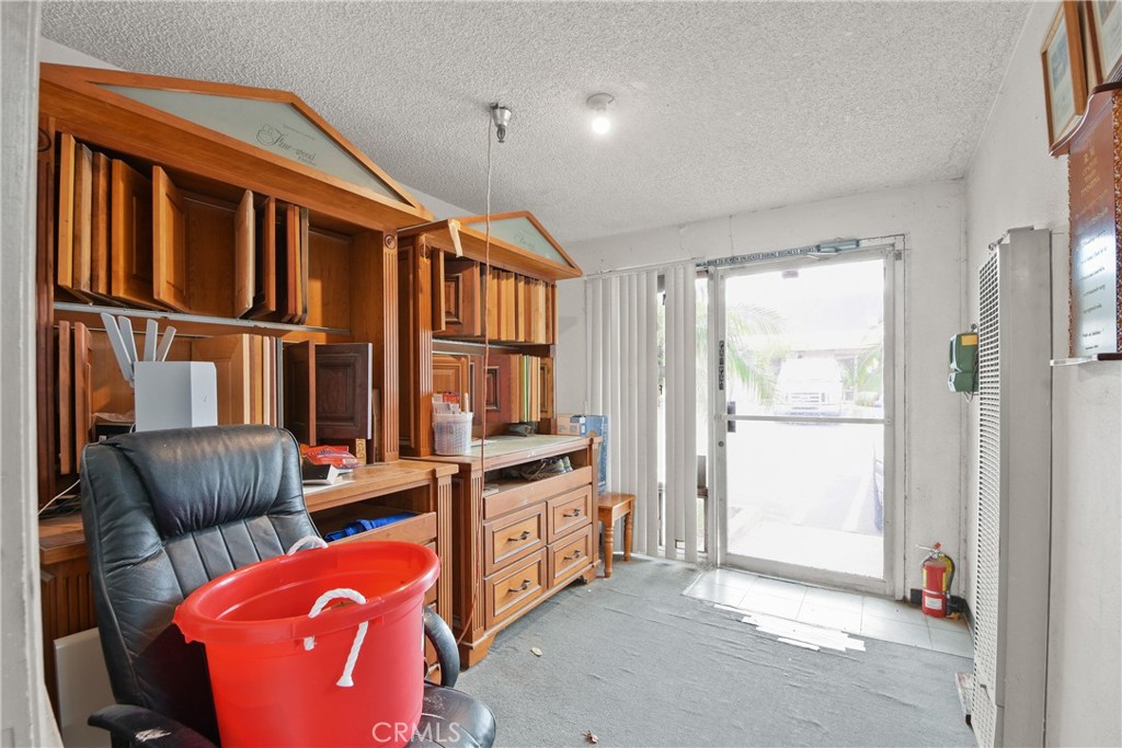 7553 Slater Avenue E & F, Huntington Beach CA 92647 - photo 12