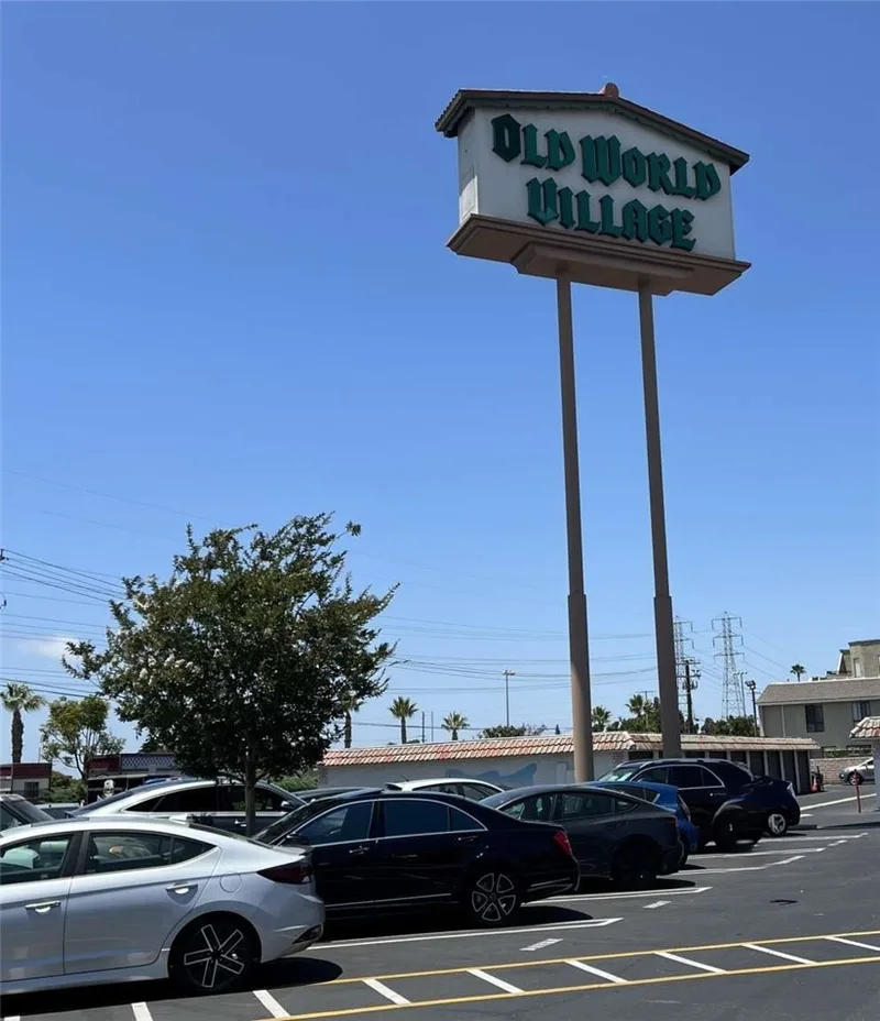 7561 Center Avenue 44, Huntington Beach