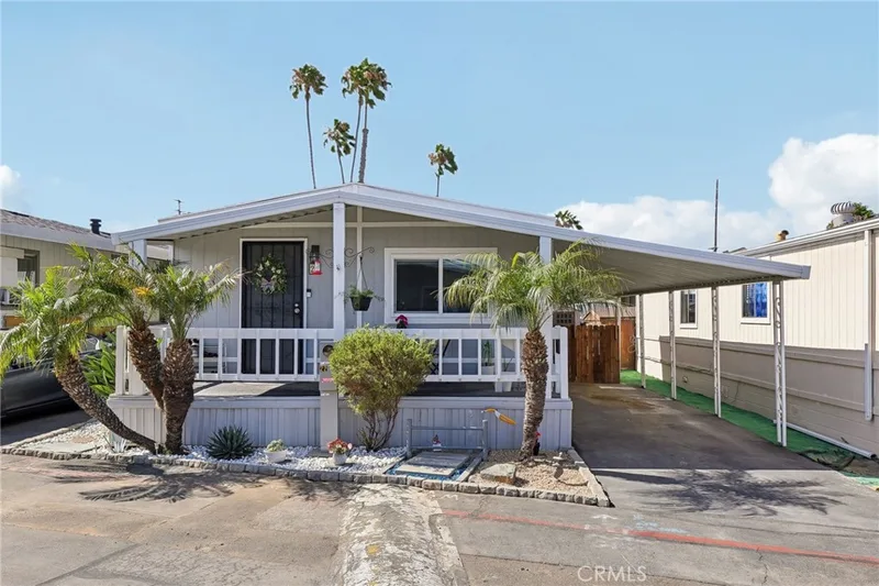 7652 Garfield 22, Huntington Beach