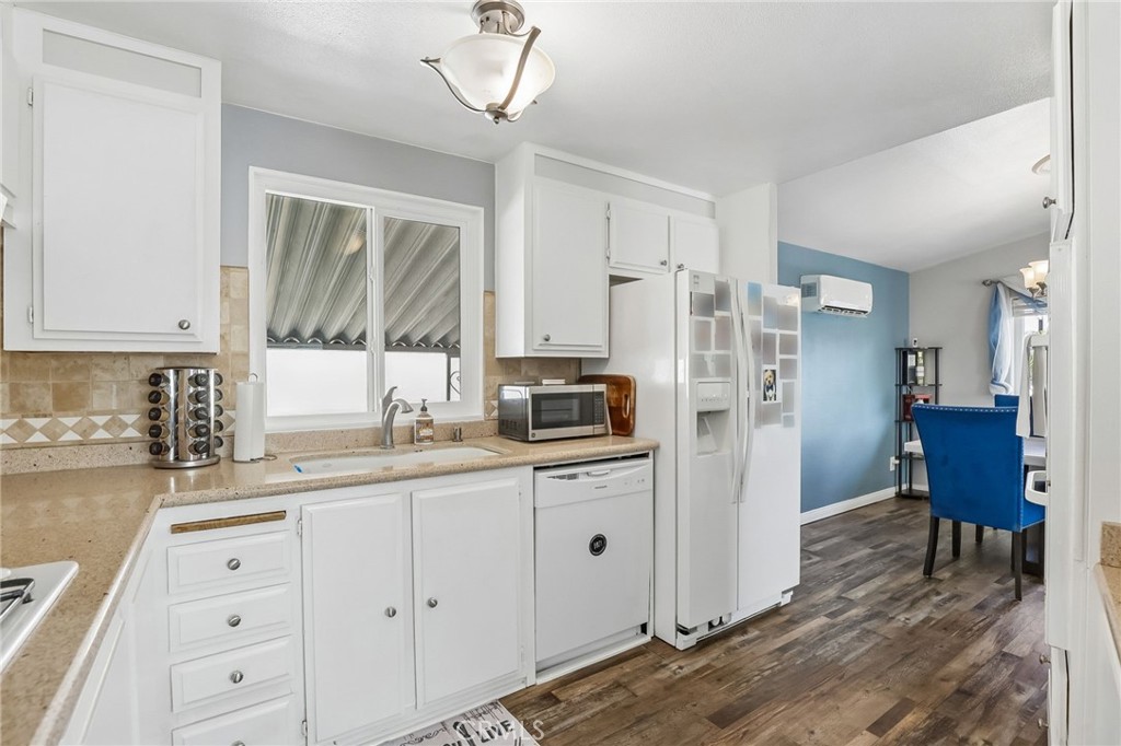 7652 Garfield 22, Huntington Beach CA 92648 - photo 11